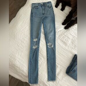 A&F The Super Skinny Ultra High Rise Jeans
